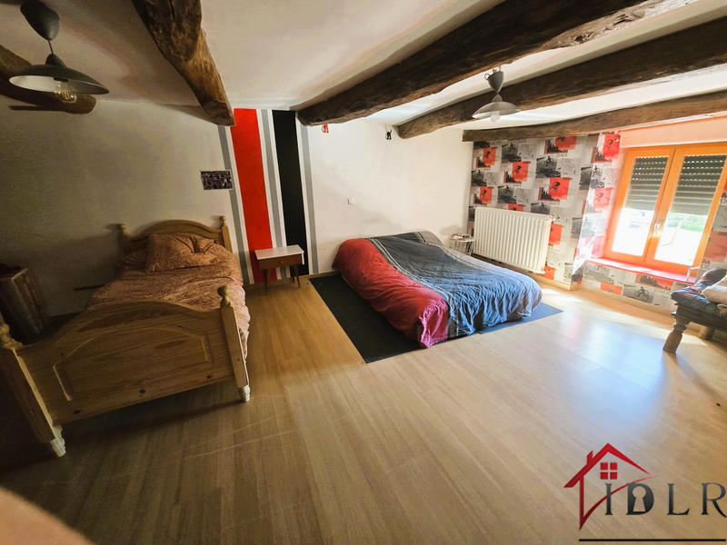 Maison - 184 m² - 6 pièces