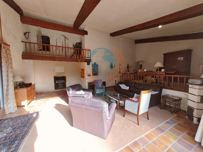 Villa - 190 m² - 6 pièces