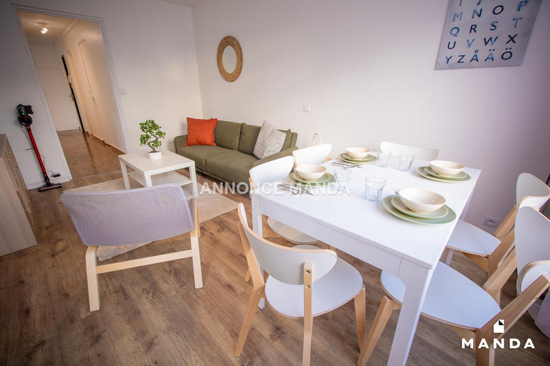 Chambre - 10 m² - 4 pièces