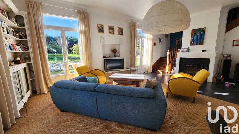 Maison - 200 m² - 7 pièces