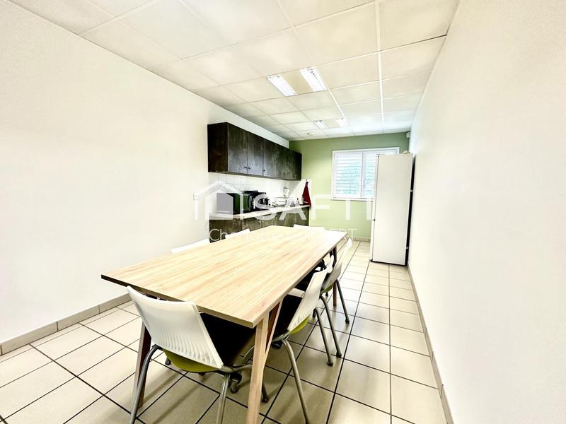 Bureau - 63 m² - 1 pièce