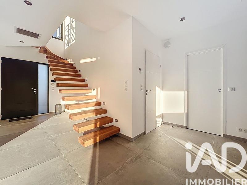 Maison - 147 m² - 5 pièces