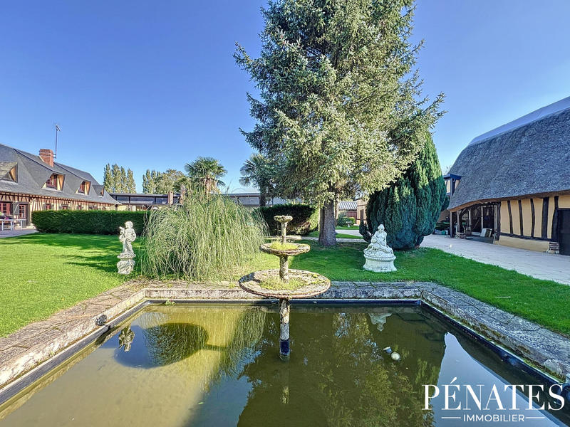 Villa - 360 m² - 6 pièces