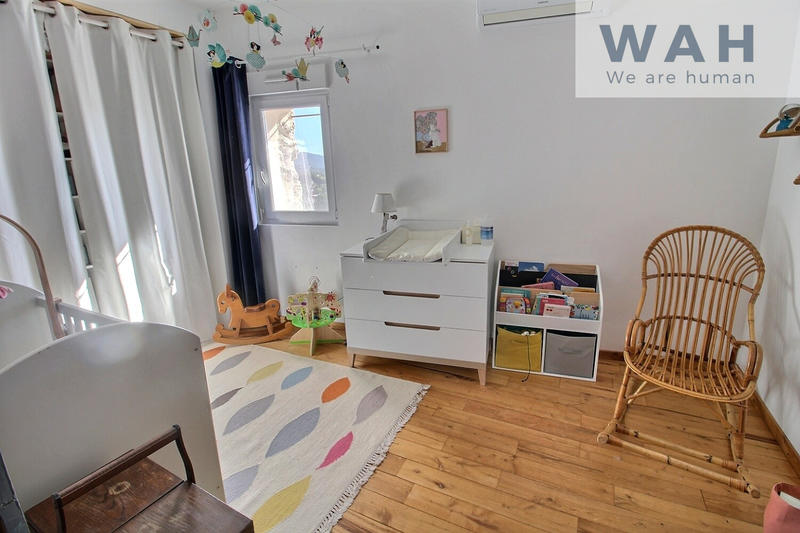 Maison - 136 m² - 5 pièces