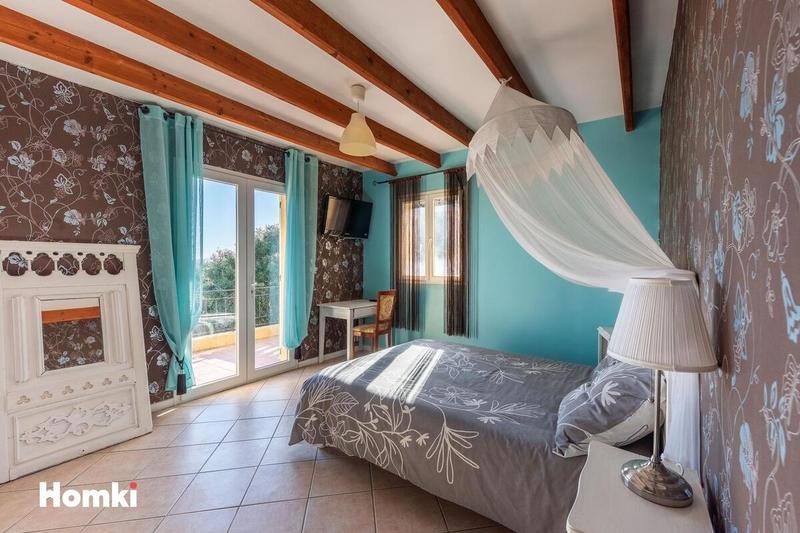 Villa - 185 m² - 5 pièces