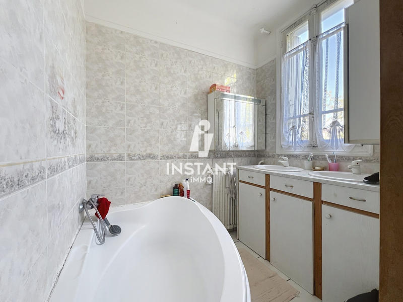 Maison - 75 m² - 4 pièces