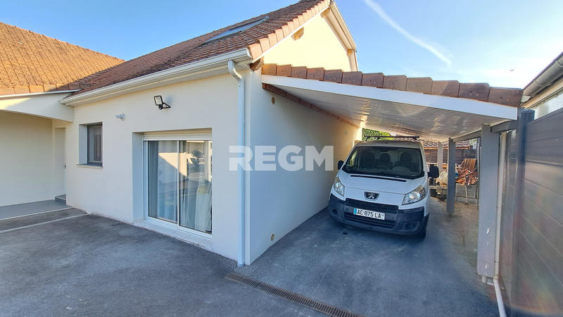 Maison - 180 m² - 6 pièces