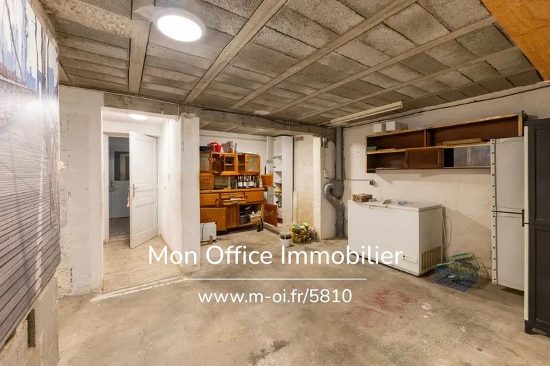 Villa - 316 m² - 9 pièces