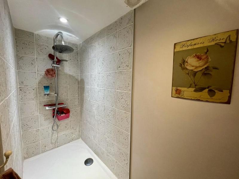 Propriété - 511 m² - 35 pièces