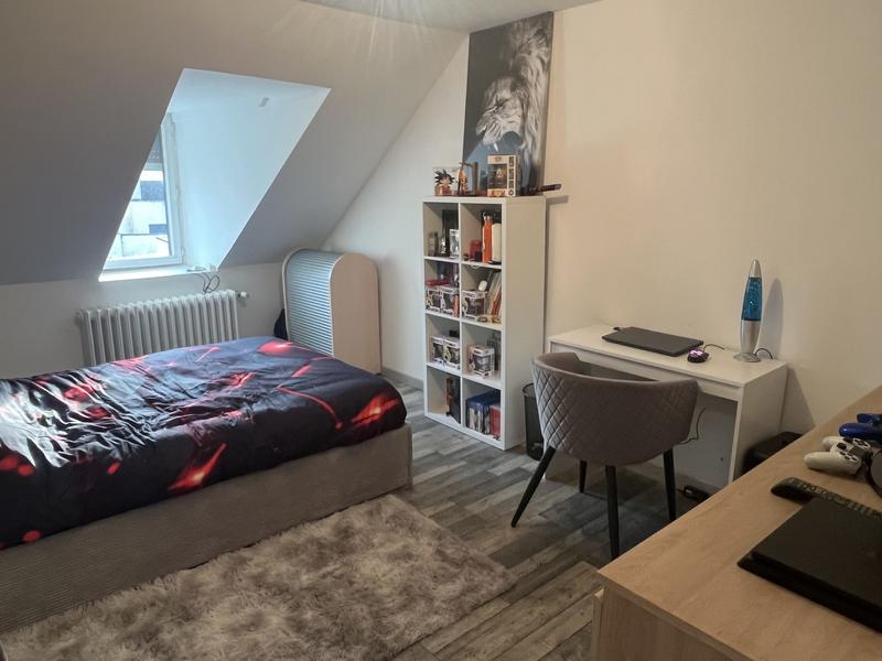 Maison - 255 m² - 10 pièces