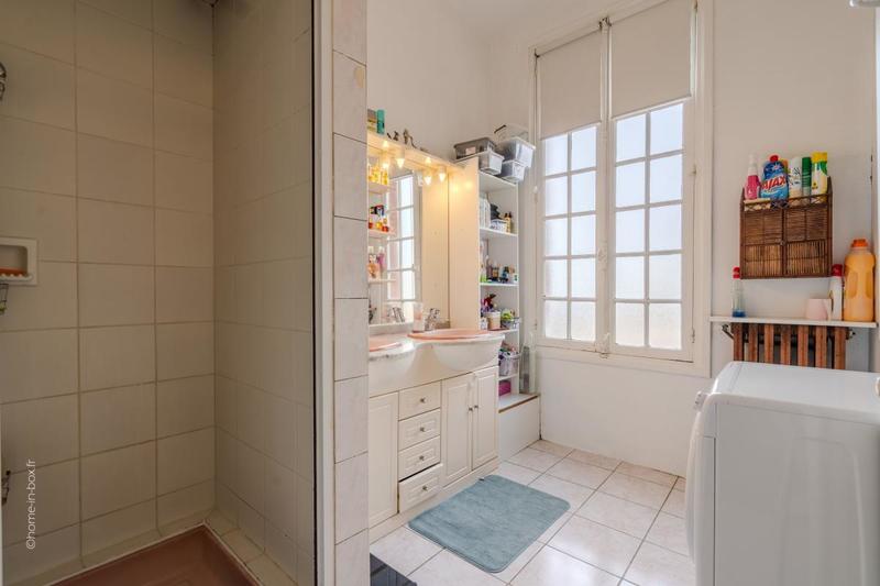 Propriété - 300 m² - 5 pièces