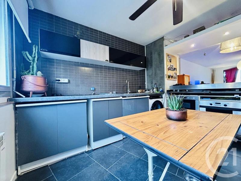 Appartement - 76 m² - 4 pièces