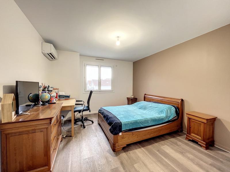 Maison - 147 m² - 6 pièces