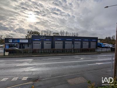 Local commercial - 765 m²