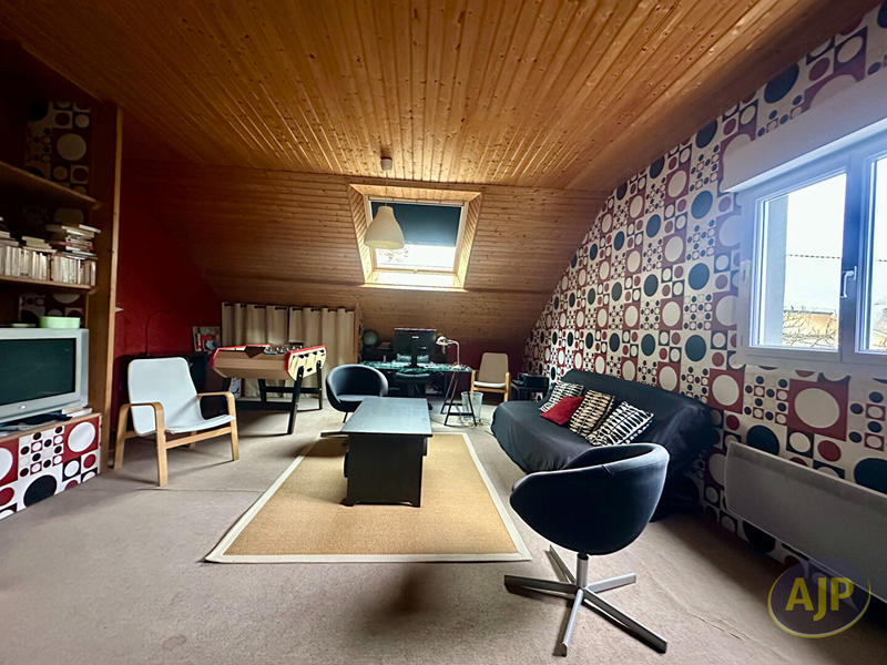 Maison - 160 m² - 6 pièces