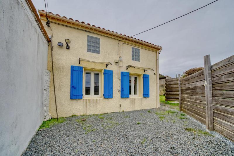 Maison - 271 m² - 10 pièces