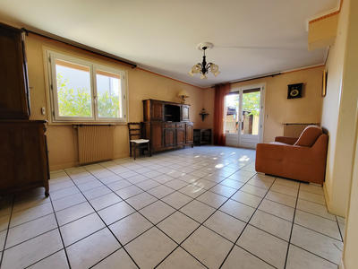 Maison - 106 m² - 5 pièces