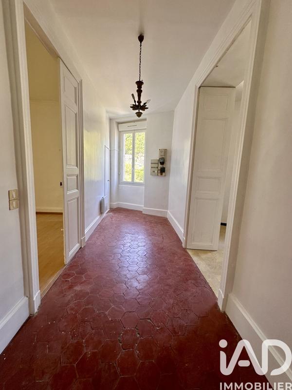 Appartement - 120 m² - 5 pièces