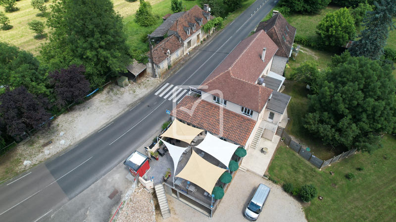 Fonds de commerce - Magasins - 418 m²