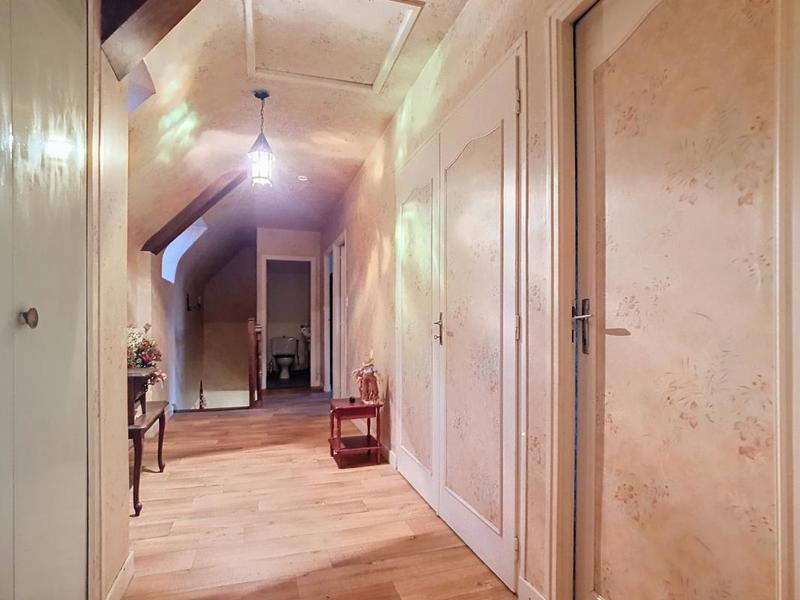 Maison - 142 m² - 6 pièces