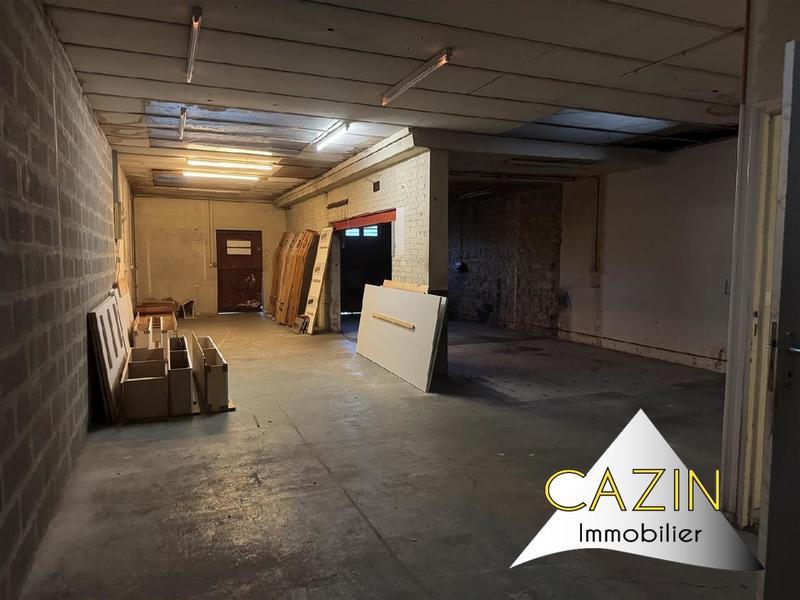 Local commercial - 150 m² - 4 pièces