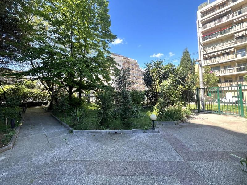 Studio - 19 m² - 1 pièce