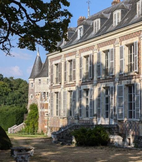 Manoir - 1 500 m² - 30 pièces