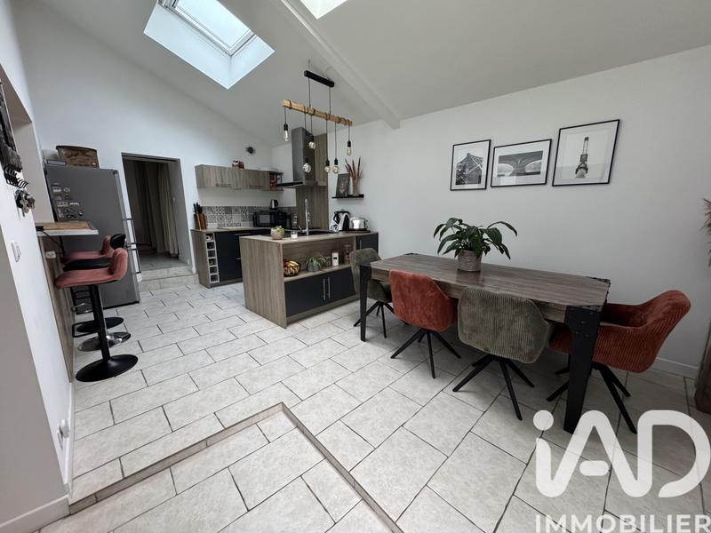 Maison - 88 m² - 4 pièces