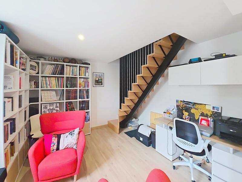 Maison - 96 m² - 5 pièces