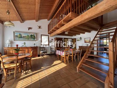 Maison - 183 m² - 6 pièces