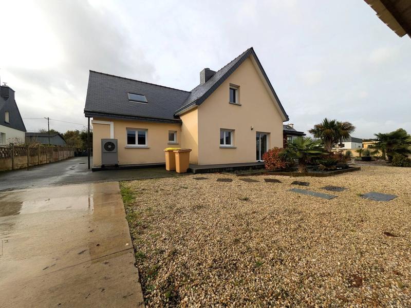 Maison - 152 m² - 7 pièces