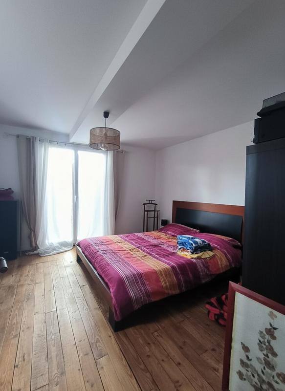 Maison traditionnelle - 186 m² - 7 pièces