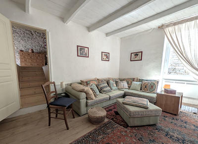 Maison - 203 m² - 6 pièces