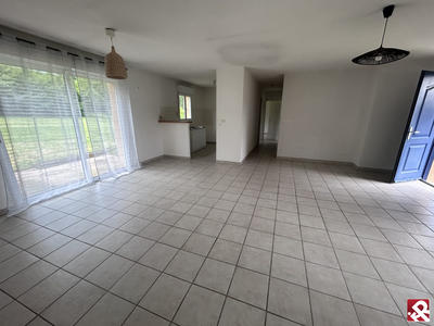 Maison - 86 m² - 4 pièces