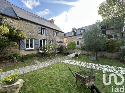 Maison - 194 m² - 7 pièces