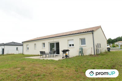 Maison - 99 m² - 4 pièces