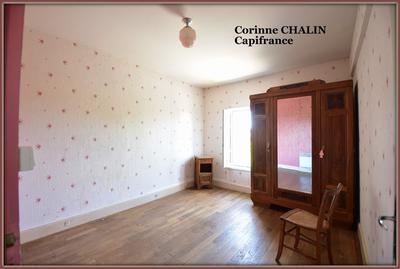 Maison - 137 m² - 7 pièces