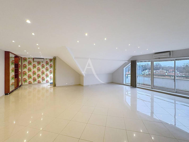 Appartement - 119 m² - 4 pièces