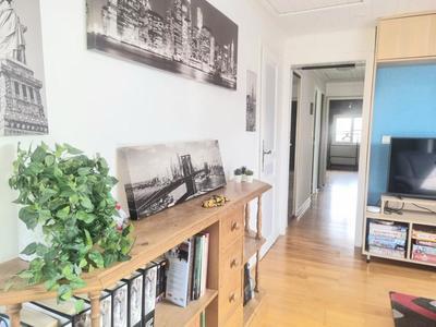 Maison - 193 m² - 8 pièces