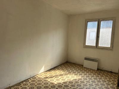 Maison de village - 80 m² - 5 pièces