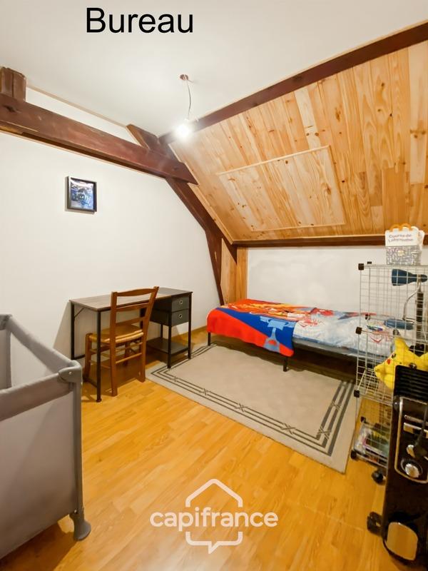 Maison - 186 m² - 9 pièces