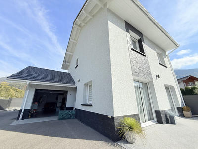 Maison - 96 m² - 4 pièces