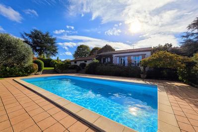 Maison - 186 m² - 7 pièces