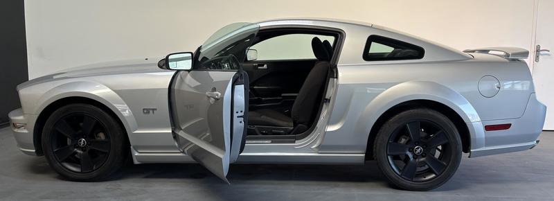 Ford Mustang Gt Coupe 4.6 V8 305