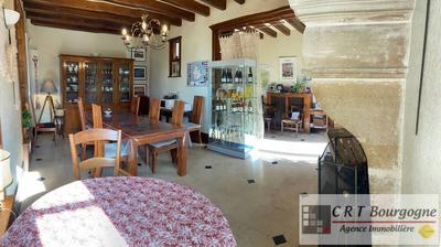 Maison - 250 m² - 7 pièces