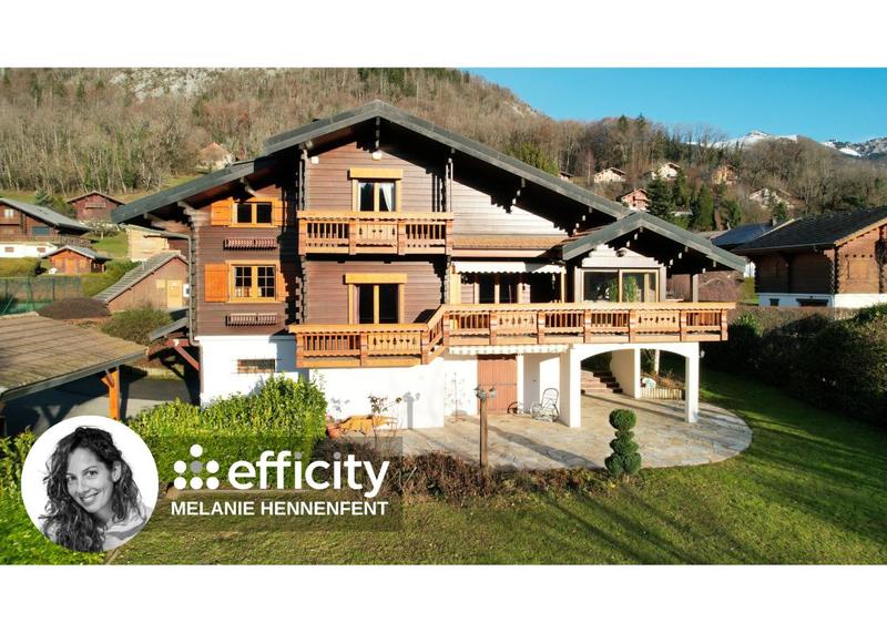 Maison - 225 m² - 7 pièces