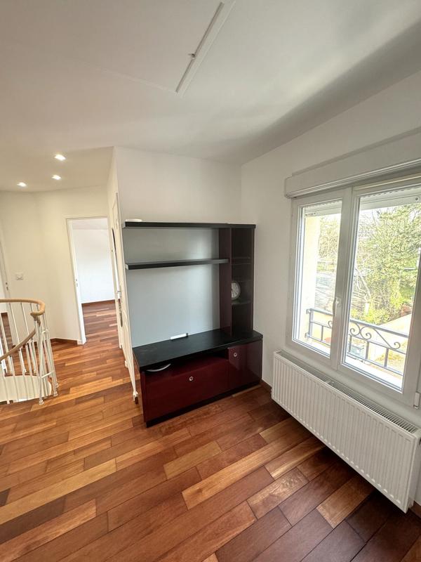 Maison - 126 m² - 7 pièces