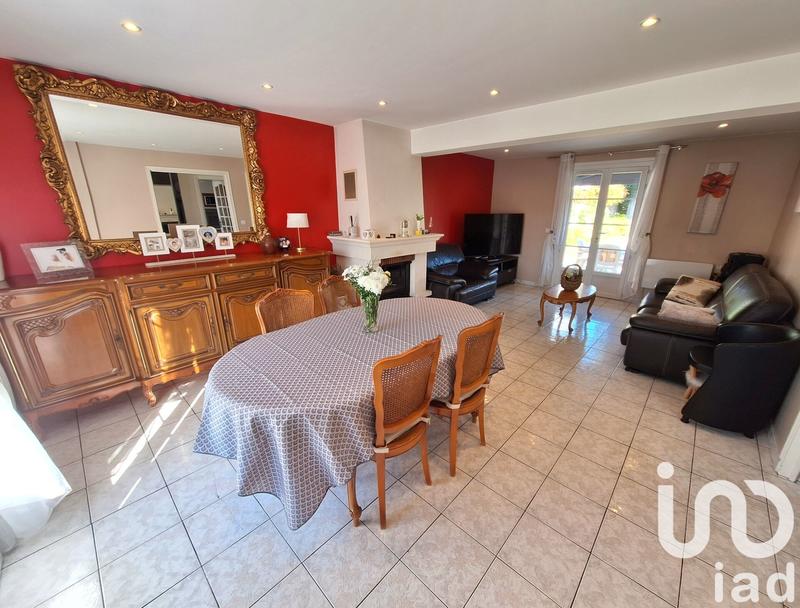 Maison - 93 m² - 5 pièces
