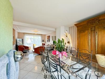 Maison - 93 m² - 5 pièces