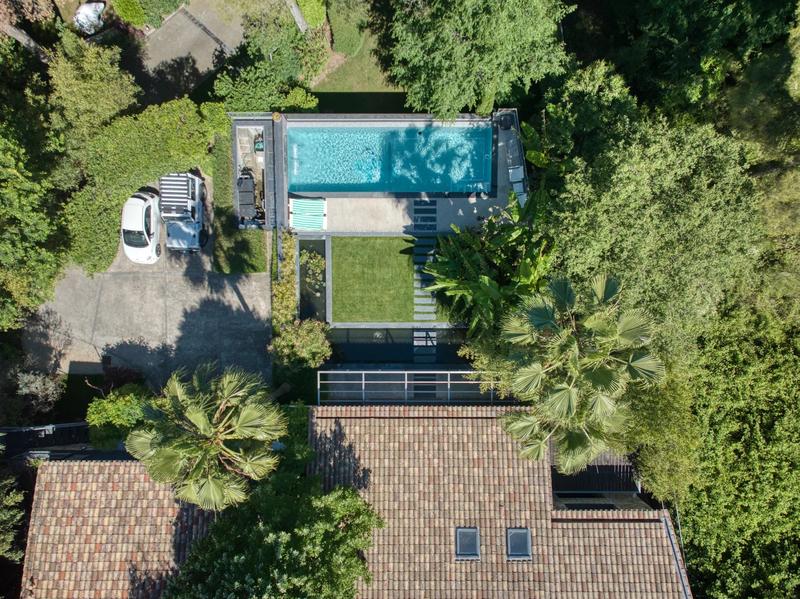 Villa - 350 m² - 8 pièces